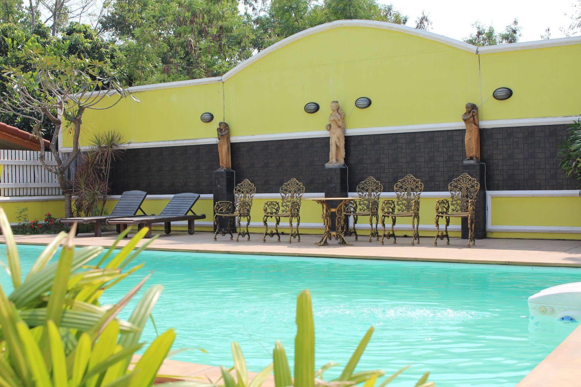 צ'יאנג מאי Saengthong Resort Chiangmai מראה חיצוני תמונה